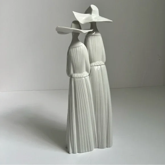 Lladro Nuns - Picture 3 of 7